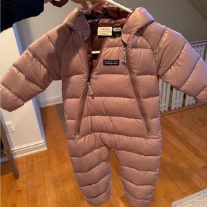 Patagonia hi loft snowsuit